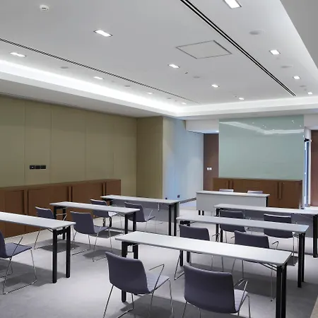 Hotell Crowne Plaza By Ihg 4*