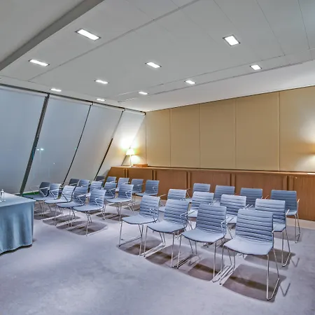 Crowne Plaza By Ihg 4* Belgrade