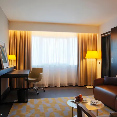 Hotel Crowne Plaza By Ihg 4*