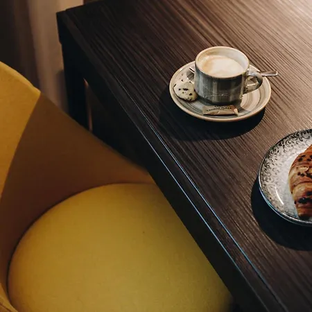 Crowne Plaza By Ihg 4*