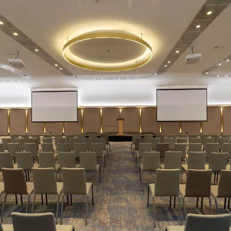 Hotel Crowne Plaza Belgrade, An Ihg