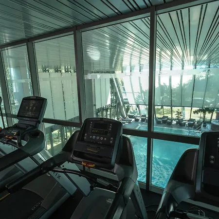 Crowne Plaza By Ihg 4*