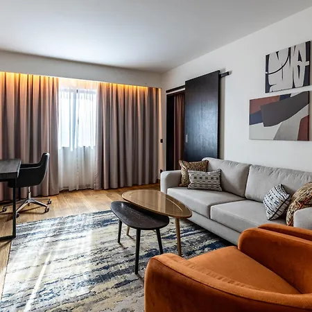 Crowne Plaza By Ihg Hotell Belgrad