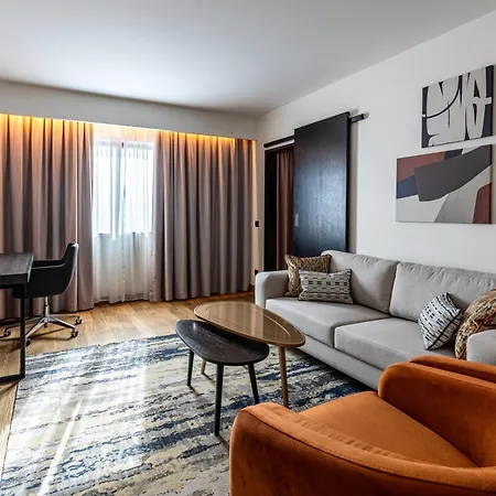 Hotel Crowne Plaza By Ihg