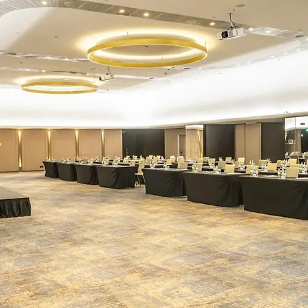 Crowne Plaza By Ihg Belgrado