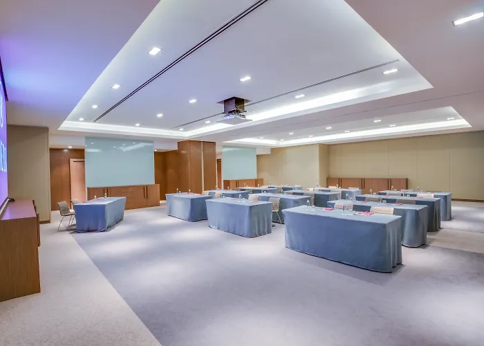 Hotel Crowne Plaza By Ihg Belgrade